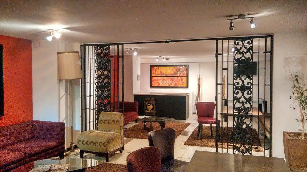 Hotel Departamentos Amoblados Santiago del Cile Esterno foto